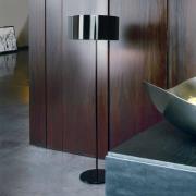 Oluce Switch - svart designgulvlampe