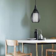 Beacon pendellampe Solis, svart, metall, glass, Ø 19 cm