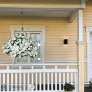 Philips Hue Resonate utendørs LED-vegglampe, RGBW, svart