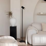 GOOD & MOJO Gulvlampe Java, svart, 141 cm, bambus, GU10