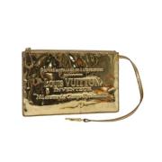 Pre-owned Gull lerret Louis Vuitton Clutch