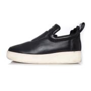 Pre-owned leather slip on sneakers