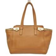 Pre-owned Leather totes