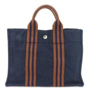 Pre-owned Fabric totes