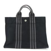 Pre-owned Fabric totes