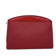 Pre-owned Leather clutches