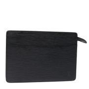 Pre-owned Leather clutches