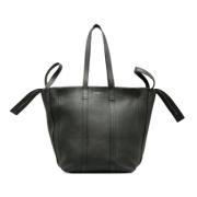 Pre-owned Leather handbags