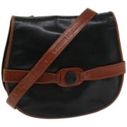 Pre-owned Leather shoulder-bags