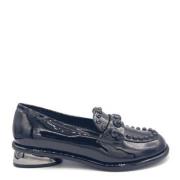 Studded Svart Patent Loafer