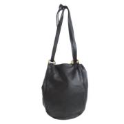 Pre-owned Leather shoulder-bags