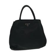 Pre-owned Nylon handbags