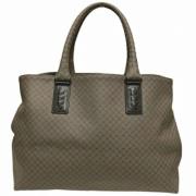 Pre-owned Leather handbags