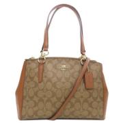 Pre-owned Fabric handbags