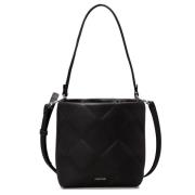 Svart Diamond Quilt Bucket Bag