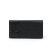 Pre-owned Leather wallets