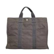 Pre-owned Canvas handbags