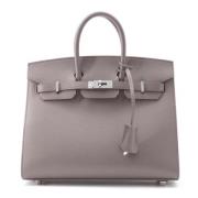 Pre-owned Leather handbags