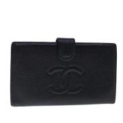 Pre-owned Leather wallets