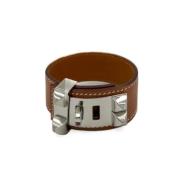 Pre-owned Leather bracelets