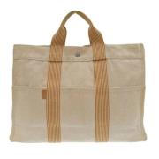 Pre-owned Canvas handbags