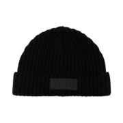 Svart Logo Patch Beanie