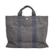 Pre-owned Canvas handbags