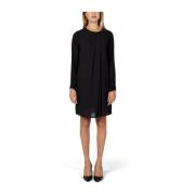 Elegant Svart Polyester Midi Kjole