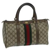 Pre-owned Fabric handbags