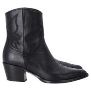 Pre-owned Leather boots