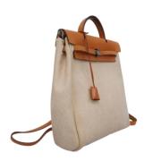 Pre-owned Canvas handbags