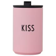 Design Letters - To Go termokopp 35 cl Kiss rosa