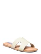 Zarnia Sandal Flate Sandaler Beige Steve Madden