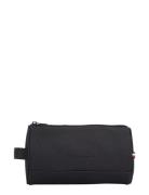 Th Repreve Washbag Toalettveske Black Tommy Hilfiger